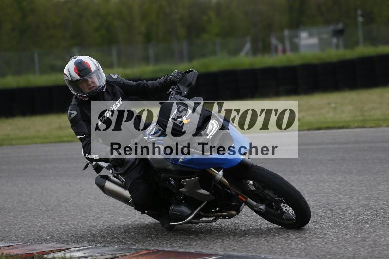 Archiv-2025/10 23.04.2025 Cornu Master School ADR/rot-rouge/55